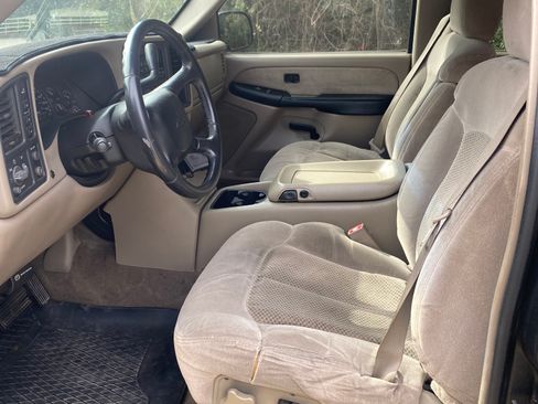 Used 2002 Chevrolet Silverado 2500 LS w/ Electrical Convenience Pkg image 10