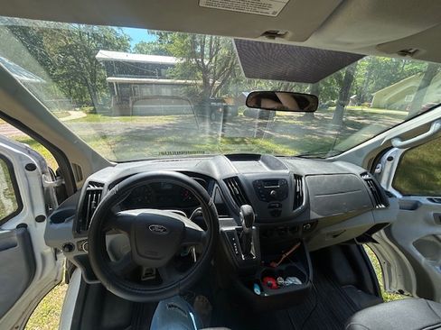 Used 2015 Ford Transit 250 130 Low Roof image 2