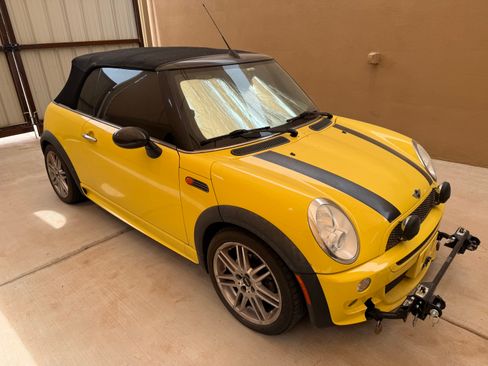 Used 2006 MINI Cooper Convertible FWD image 9