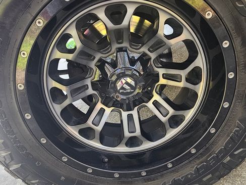 Used 2017 RAM 2500 Laramie image 4