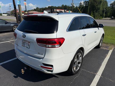 Used 2017 Kia Sorento SX FWD image 5