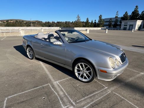 Used 2000 Mercedes-Benz CLK 320 CLK 320 Cabriolet 2D image 1
