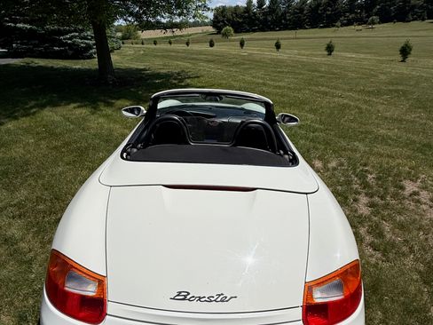 Used 2000 Porsche Boxster RWD image 2