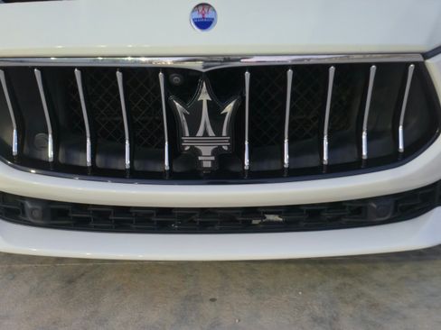 Used 2019 Maserati Ghibli image 23