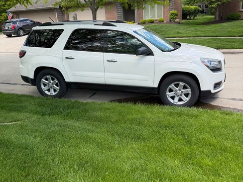 Used 2014 GMC Acadia SLE AWD/4WD image 1