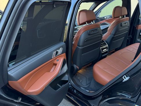 Used 2021 BMW X5 M50i w/ Executive Package image 16