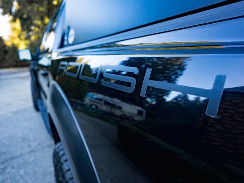 Used 2017 Ford F150 Raptor w/ Equipment Group 802A Luxury image 10