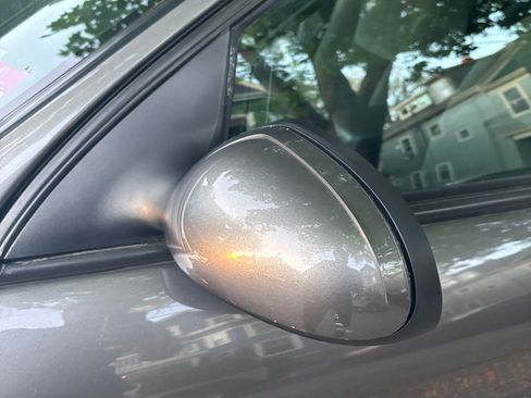 Used 2004 Ford Taurus SE FWD image 8