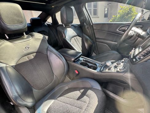 Used 2015 Chrysler 200 S w/ Navigation & Sound Group I FWD image 9