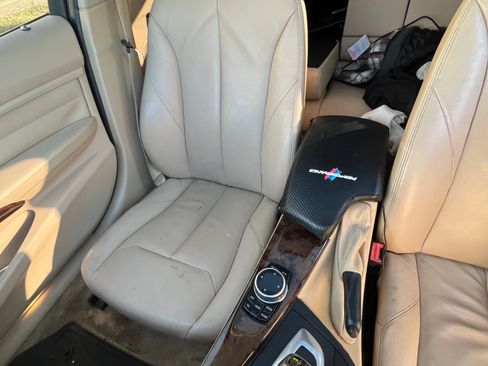 Used 2014 BMW 328i xDrive Sedan image 6