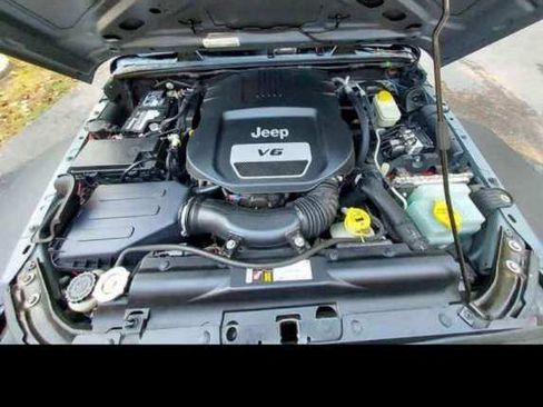 Used 2015 Jeep Wrangler Sport w/ Quick Order Package 23S image 5