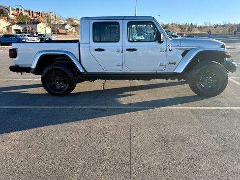 Used 2023 Jeep Gladiator Mojave w/ Cold Weather Group image 20