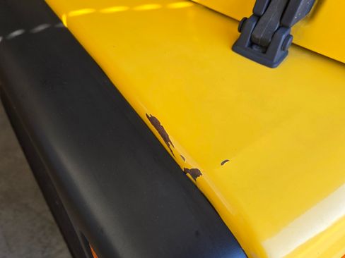 Used 2000 Jeep Wrangler Sport image 15