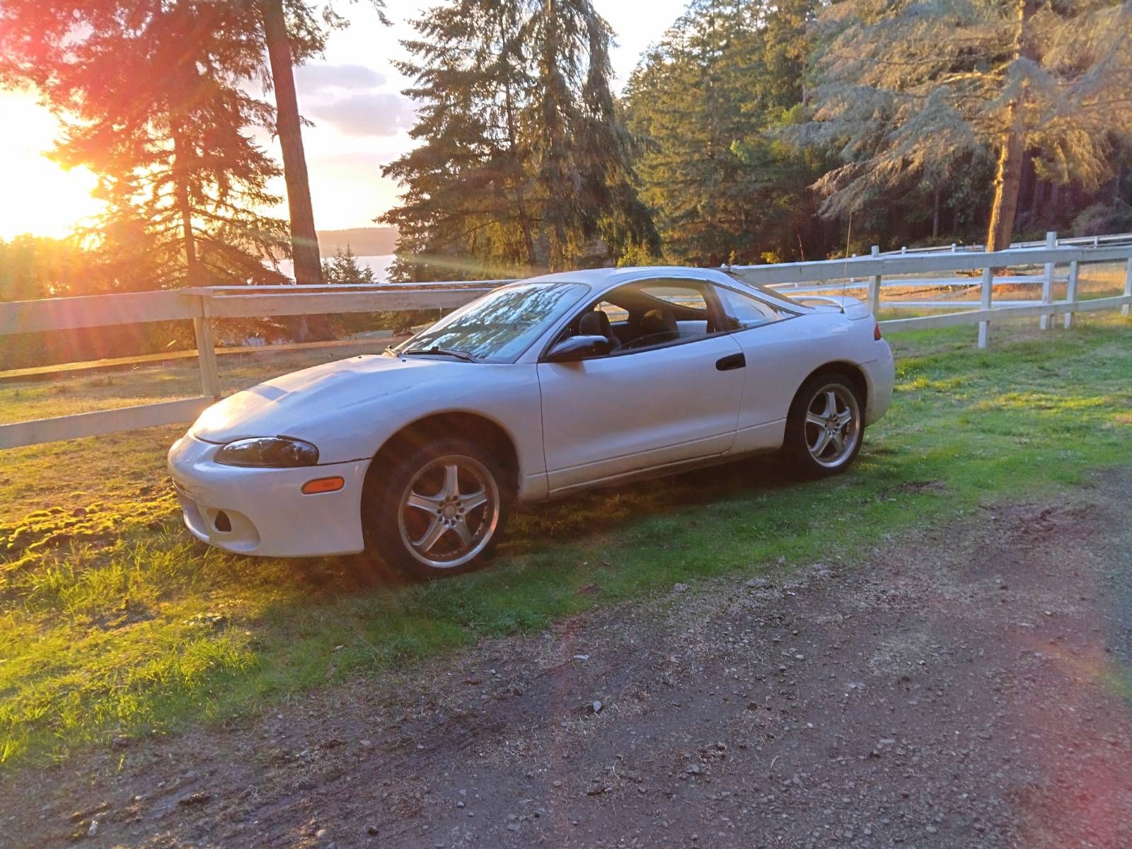 Used 1997 Mitsubishi Eclipse RS FWD image 2