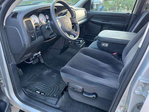 Used 2004 Dodge Ram 2500 Truck SLT w/ Trailer Tow Group RWD image 8