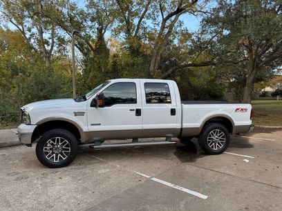 Used 2006 Ford F250 Lariat