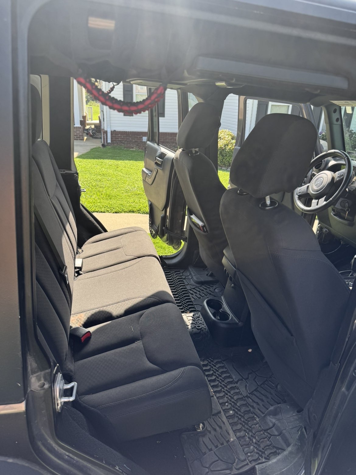 Used 2016 Jeep Wrangler Unlimited Sport w/ Quick Order Package 24S AWD/4WD image 6