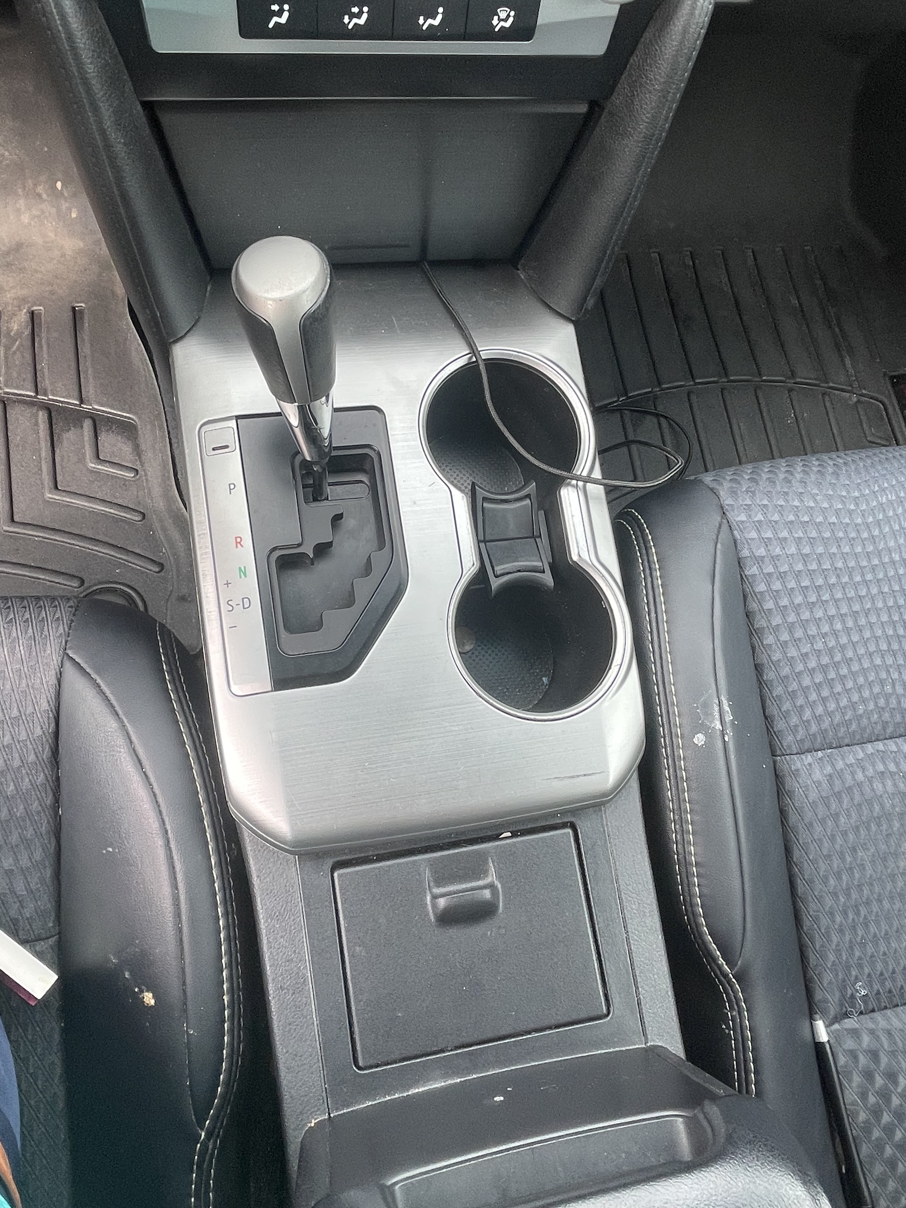 Used 2014 Toyota Camry SE w/ Fleet Convenience Package FWD image 14