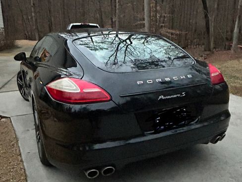 Used 2013 Porsche Panamera 4S image 4