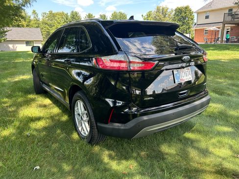 Used 2021 Ford Edge SEL w/ Convenience Package AWD/4WD image 6