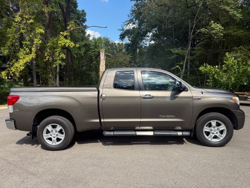 Used 2012 Toyota Tundra Limited w/ Memory Pkg AWD/4WD image 5