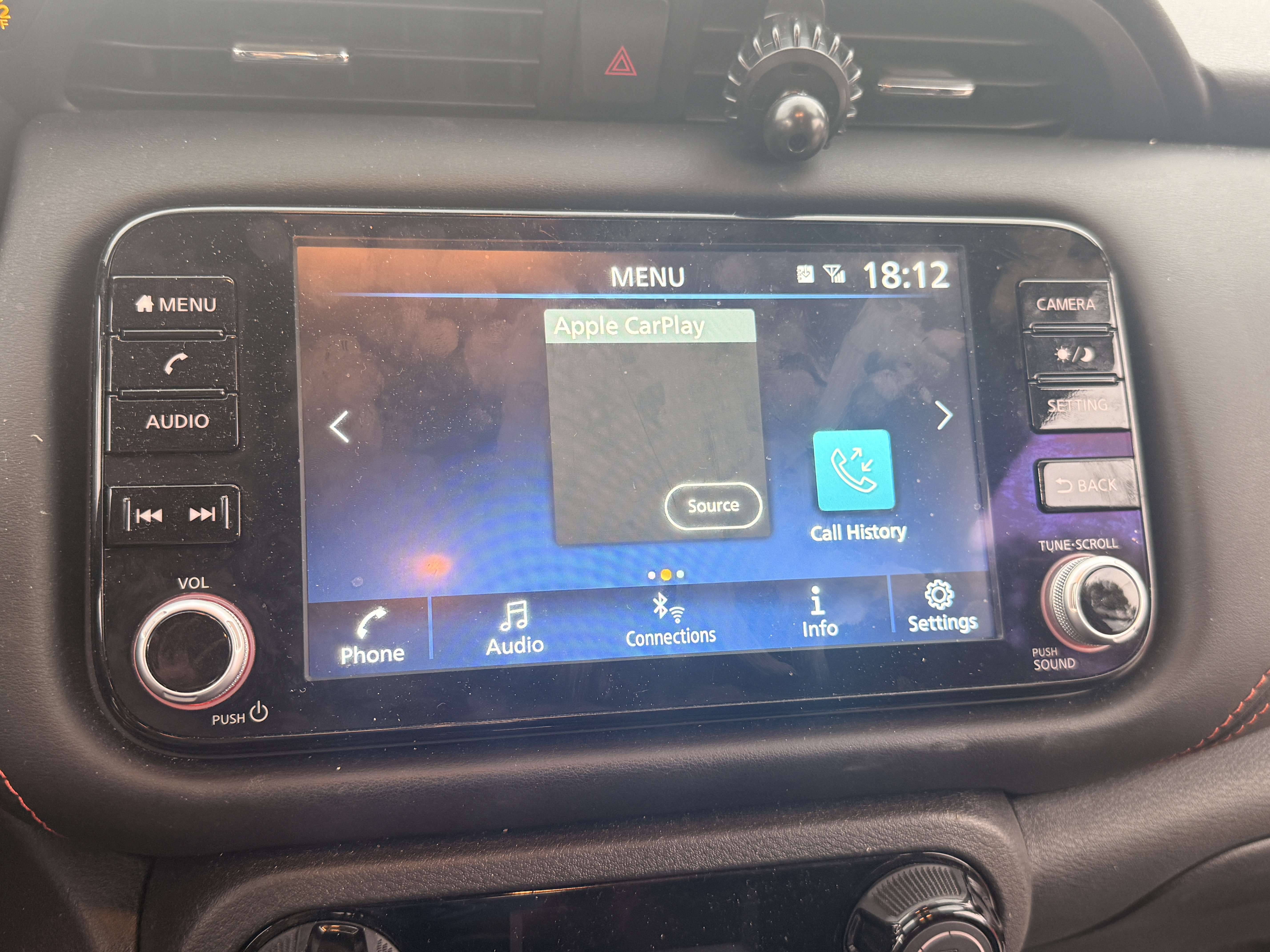 Used 2024 Nissan Kicks SR FWD image 11