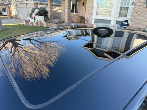 Used 2017 Chrysler 300 C image 8