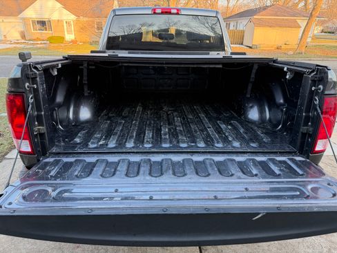 Used 2014 RAM 1500 Tradesman image 12