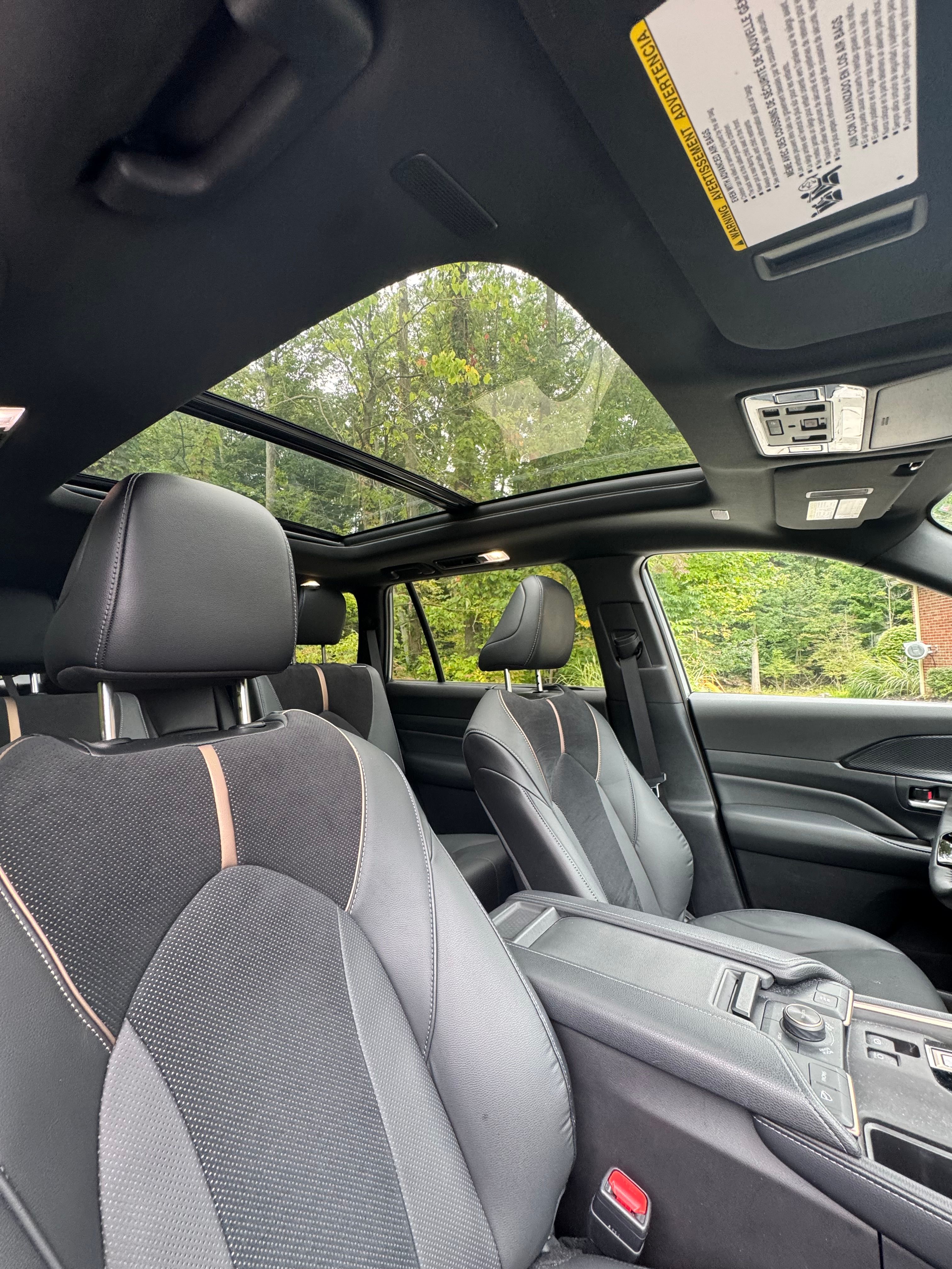 Used 2025 Toyota Grand Highlander AWD Hybrid image 11