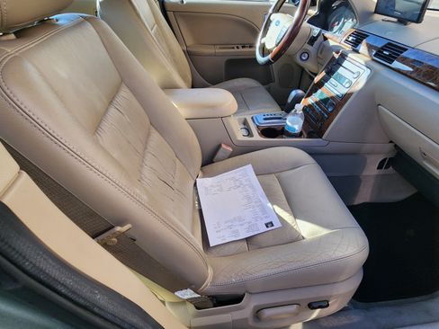 Used 2006 Ford Five Hundred SEL image 4