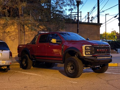 Used 2024 Ford F250 Lariat w/ Lariat Ultimate Package image 2