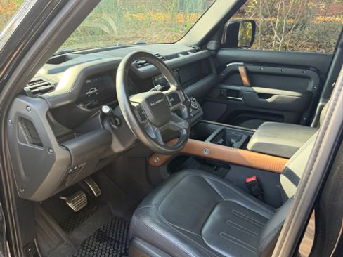 Used 2021 Land Rover Defender 110 X image 16