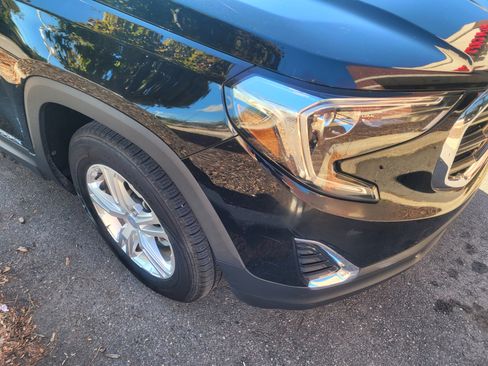 Used 2019 GMC Terrain SLE w/ Driver Convenience Package image 13