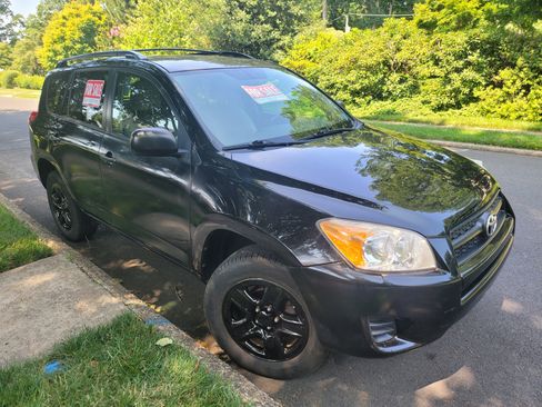 Used 2011 Toyota RAV4 2WD w/ Base L4 Extra Value Pkg image 11