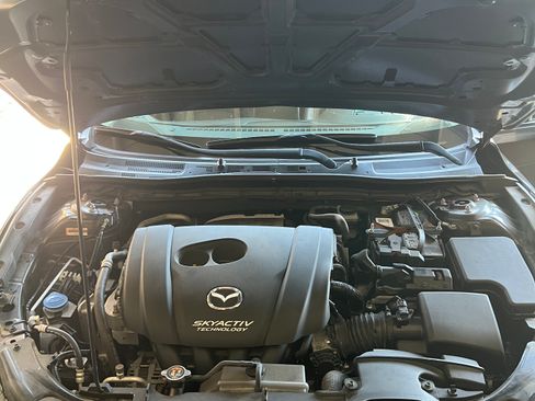 Used 2015 MAZDA MAZDA3 s Grand Touring FWD image 9