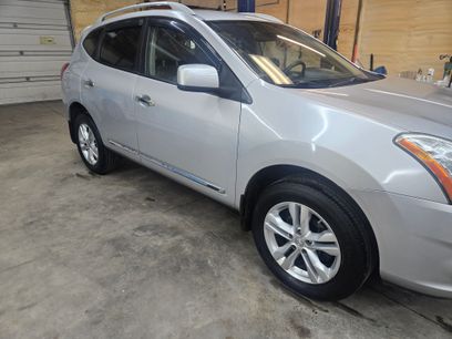 Used 2013 Nissan Rogue SV
