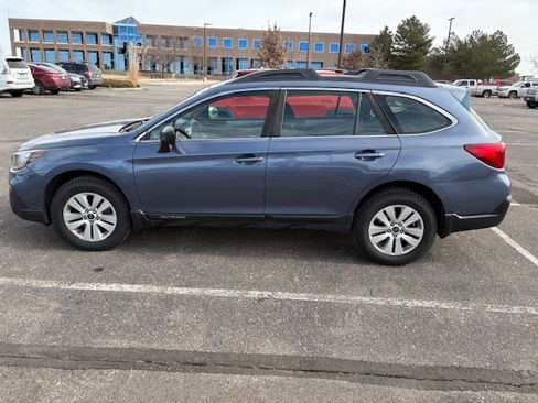 Used 2018 Subaru Outback 2.5i image 10