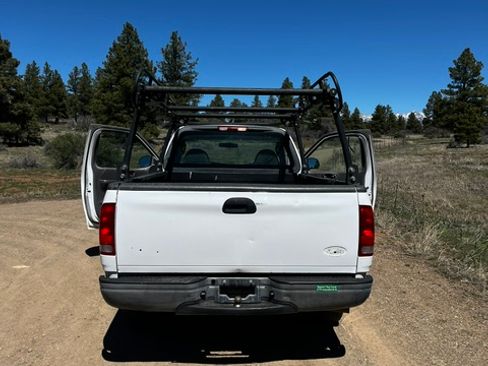 Used 2003 Ford F150 XL RWD image 12