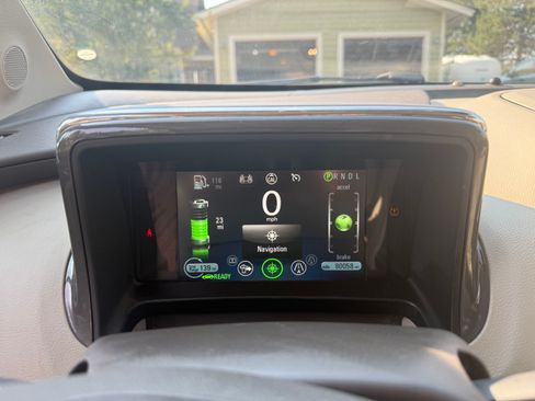 Used 2014 Chevrolet Volt Premium w/ Premium Trim Package FWD image 5