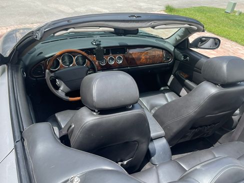 Used 2005 Jaguar XK8 Convertible image 2