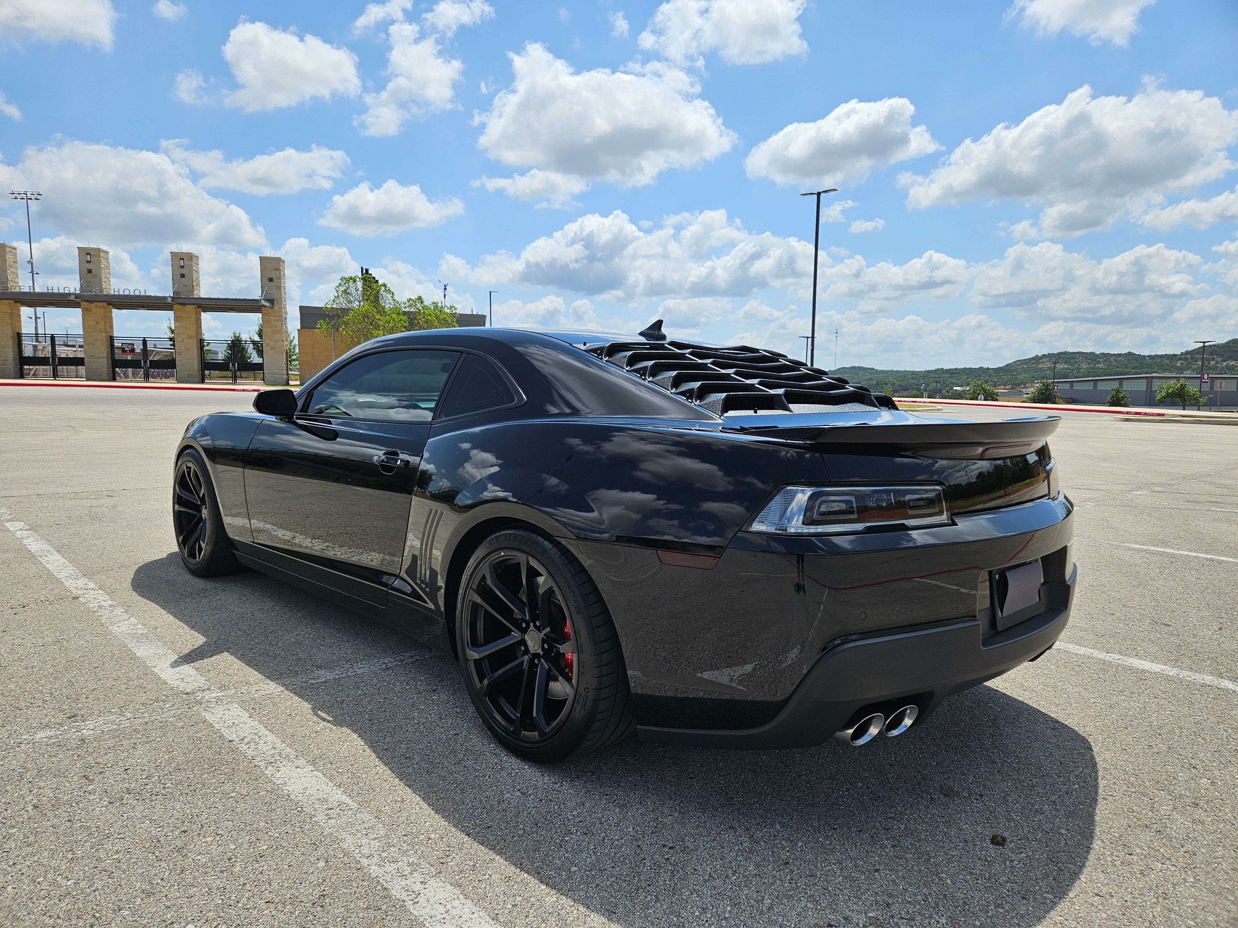 Used 2014 Chevrolet Camaro SS w/ SS Performance Package RWD image 8