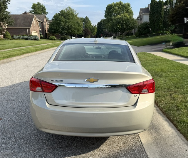 Used 2014 Chevrolet Impala LT FWD image 2