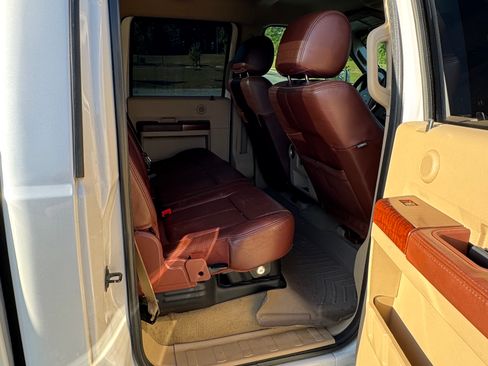 Used 2012 Ford F250 King Ranch w/ King Ranch w/Chrome Pkg AWD/4WD image 16
