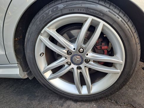 Used 2012 Mercedes-Benz C 250 Sedan image 25