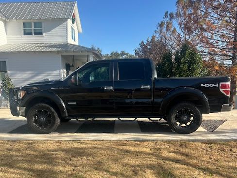 Used 2014 Ford F150 XLT w/ Equipment Group 302A Luxury image 6