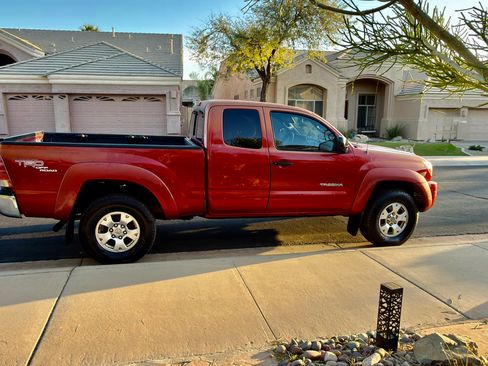 Used 2006 Toyota Tacoma PreRunner image 17