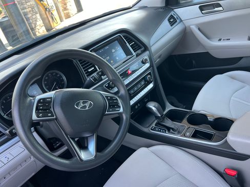 Used 2018 Hyundai Sonata Limited w/ Limited Ultimate Package 03 image 18