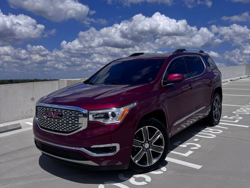 Used 2018 GMC Acadia Denali w/ Technology Package image 1