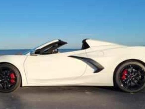 Used 2023 Chevrolet Corvette Stingray Premium Conv w/ Z51 Performance Package image 2