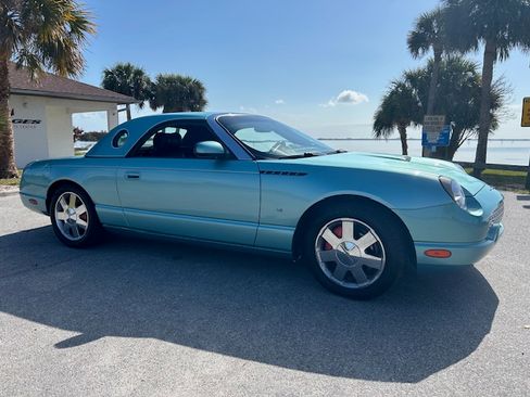 Used 2002 Ford Thunderbird image 4